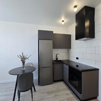 Продается 1-комнатная квартира, 38 м²