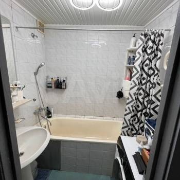 Продается Многокомнатная квартира, 79 м²