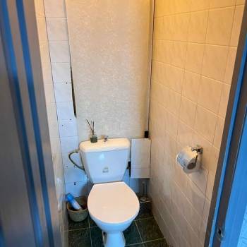 Продается Многокомнатная квартира, 79 м²