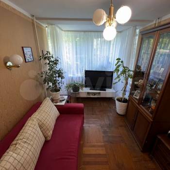 Продается Многокомнатная квартира, 79 м²