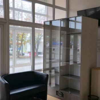 Сдается Нежилое помещение, 181 м²