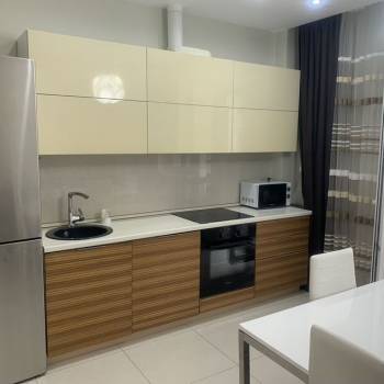 Продается 1-комнатная квартира, 50 м²