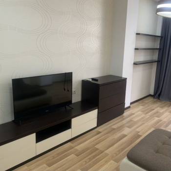 Продается 1-комнатная квартира, 50 м²