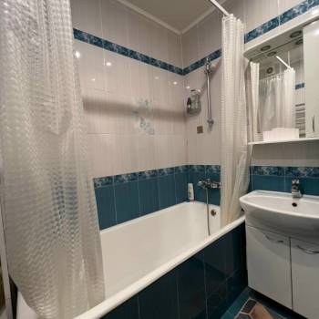 Сдается 1-комнатная квартира, 47 м²