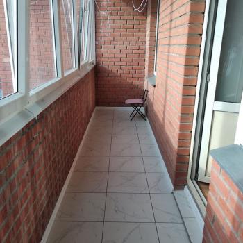 Продается 1-комнатная квартира, 42 м²