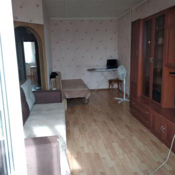 Продается 1-комнатная квартира, 42 м²