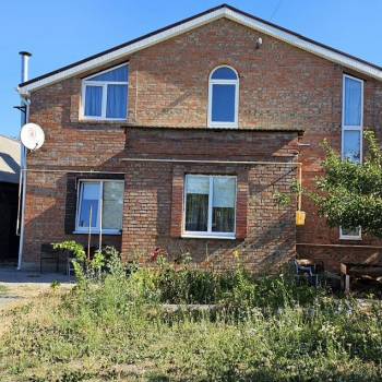 Продается Дом, 180 м²