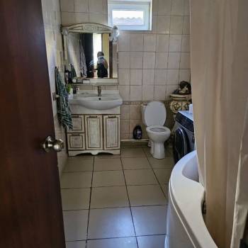 Продается Дом, 180 м²