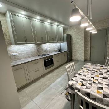 Продается 2-х комнатная квартира, 60 м²