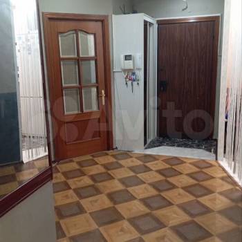 Продается Многокомнатная квартира, 100 м²