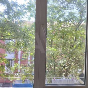 Продается Многокомнатная квартира, 100 м²