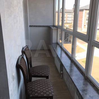 Сдается 1-комнатная квартира, 40 м²