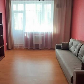 Сдается 1-комнатная квартира, 47 м²