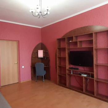 Сдается 1-комнатная квартира, 47 м²