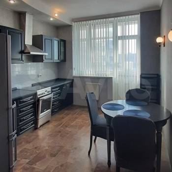 Сдается 1-комнатная квартира, 47 м²