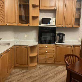 Продается Многокомнатная квартира, 135,1 м²