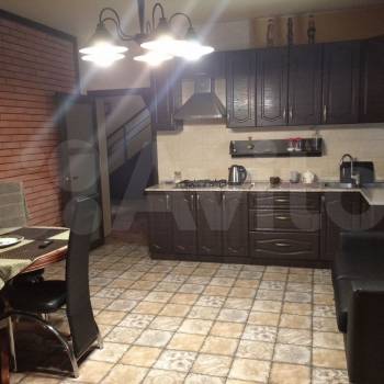 Продается Дом, 270 м²