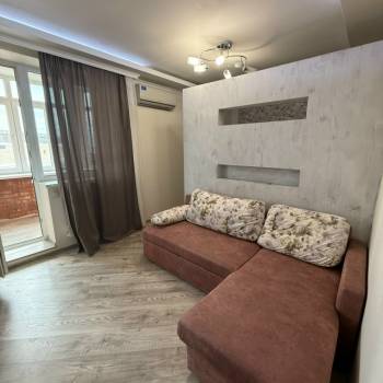 Продается 1-комнатная квартира, 41 м²