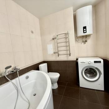 Сдается 1-комнатная квартира, 43 м²