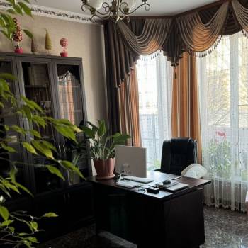 Продается Дом, 230 м²