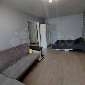 Продается 1-комнатная квартира, 32 м²