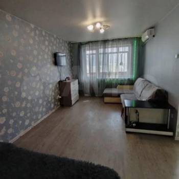 Продается 1-комнатная квартира, 32 м²