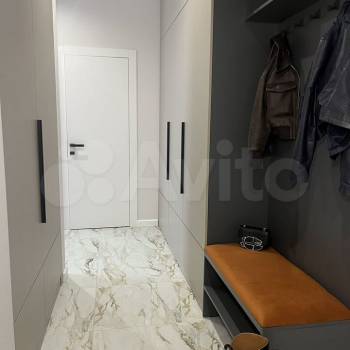 Продается 1-комнатная квартира, 50 м²