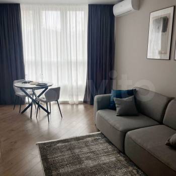 Продается 1-комнатная квартира, 50 м²