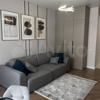 Продается 1-комнатная квартира, 50 м²