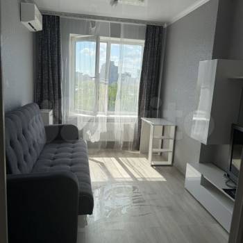 Продается 1-комнатная квартира, 32 м²