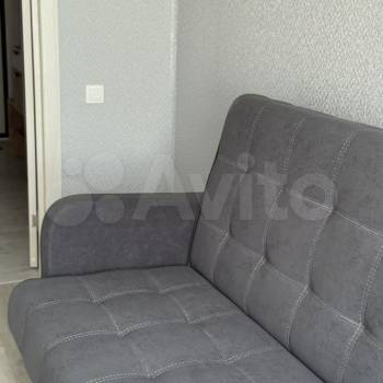 Продается 1-комнатная квартира, 32 м²