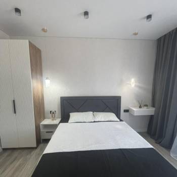 Продается 1-комнатная квартира, 44 м²