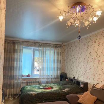 Продается 1-комнатная квартира, 38 м²