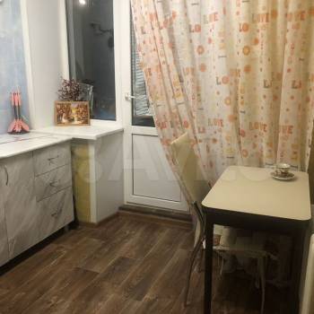 Продается 1-комнатная квартира, 40 м²