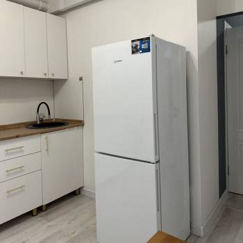 Продается 1-комнатная квартира, 32 м²