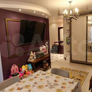 Продается 1-комнатная квартира, 50,5 м²