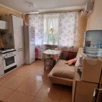 Продается 1-комнатная квартира, 38,6 м²