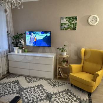 Продается 1-комнатная квартира, 44 м²