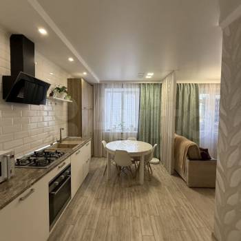 Продается 1-комнатная квартира, 44 м²