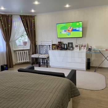 Продается 3-х комнатная квартира, 63 м²