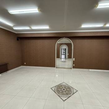 Сдается Нежилое помещение, 150 м²