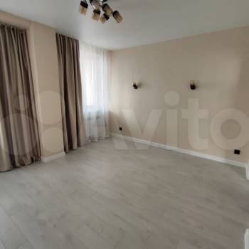 Продается 1-комнатная квартира, 47 м²