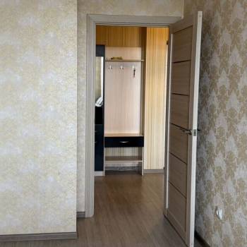 Продается 1-комнатная квартира, 36 м²