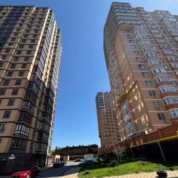 Продается 2-х комнатная квартира, 56 м²