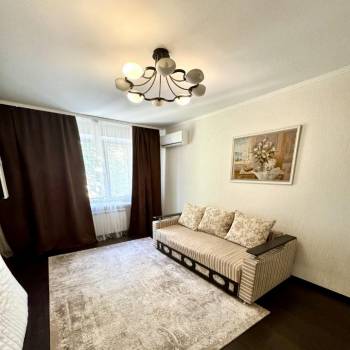 Продается Многокомнатная квартира, 80,3 м²