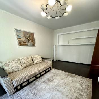 Продается Многокомнатная квартира, 80,3 м²