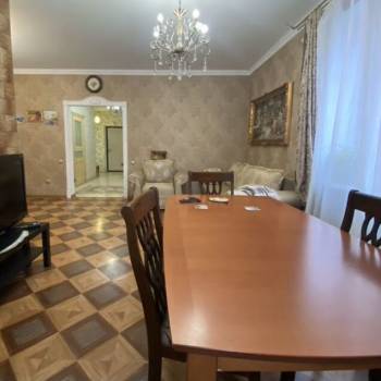 Сдается 2-х комнатная квартира, 67 м²