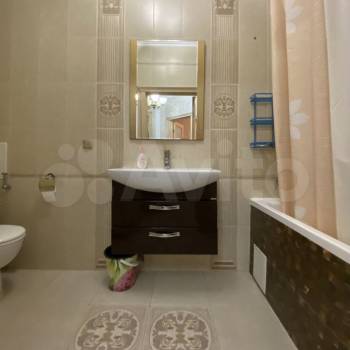 Сдается 2-х комнатная квартира, 67 м²