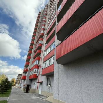 Продается 1-комнатная квартира, 42 м²