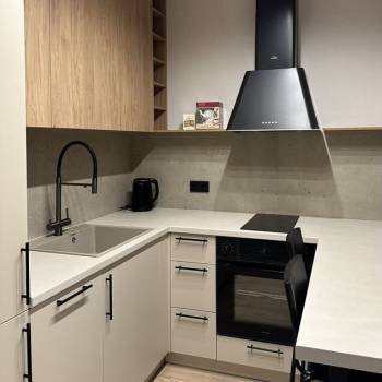 Продается 1-комнатная квартира, 30,5 м²